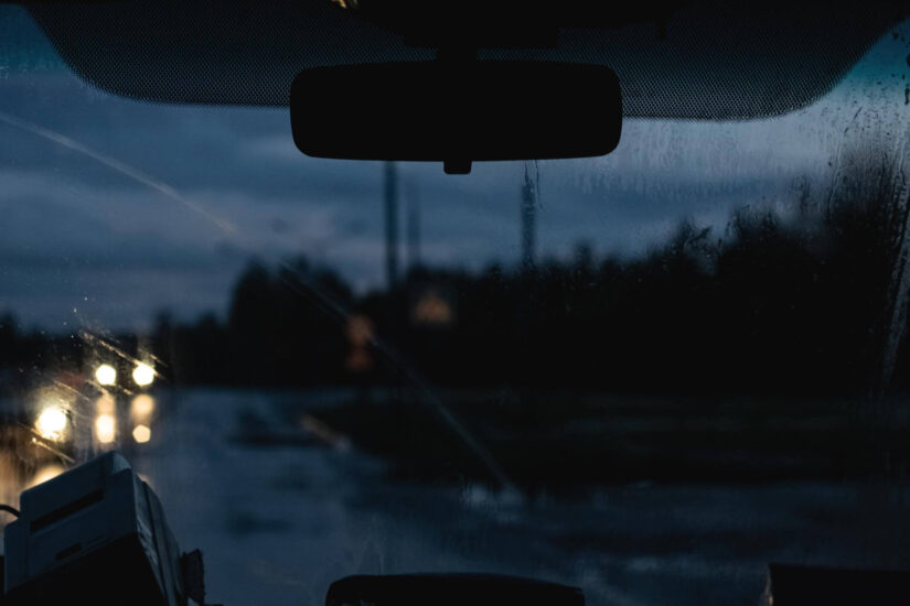 a tompított világítás nem vakítja el a sofőrt